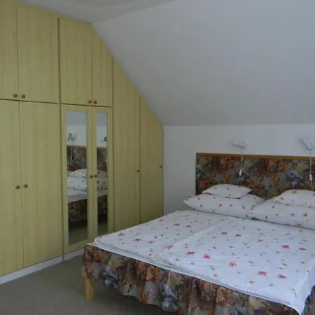 Ferienhaus Holiday In Csopak/balaton 18325 Csopak